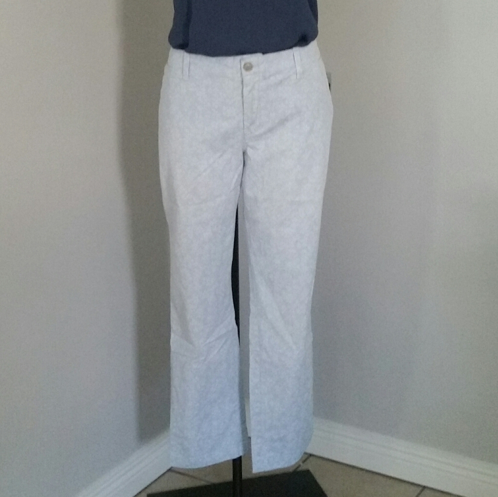 NWT Gap Girlfriend Chinos